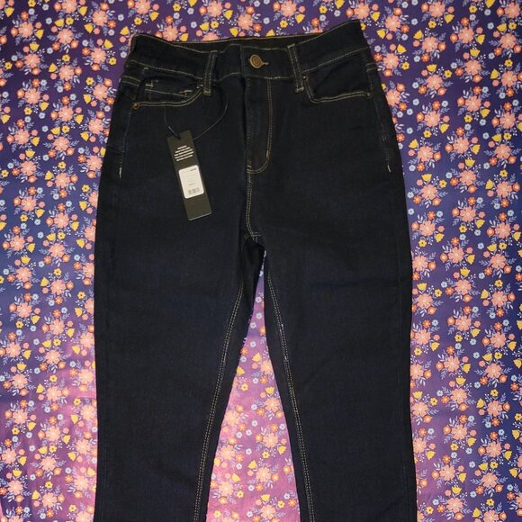 Dark Wash Skinny Jeans NWT - Picture 12 of 12